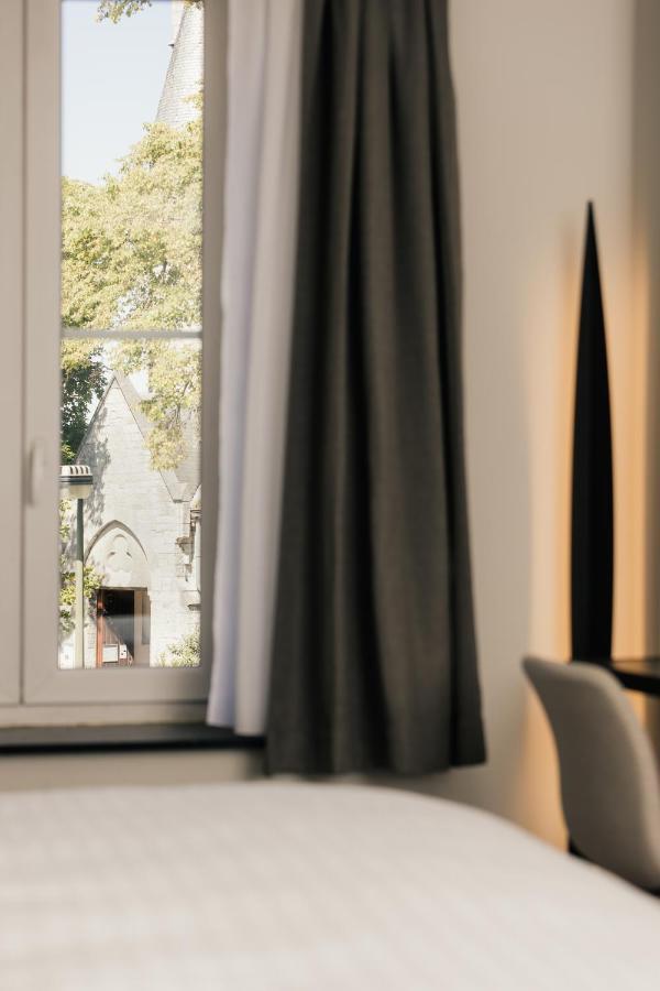 Hotel Au Lit Des Ours Han-sur-Lesse Bagian luar foto