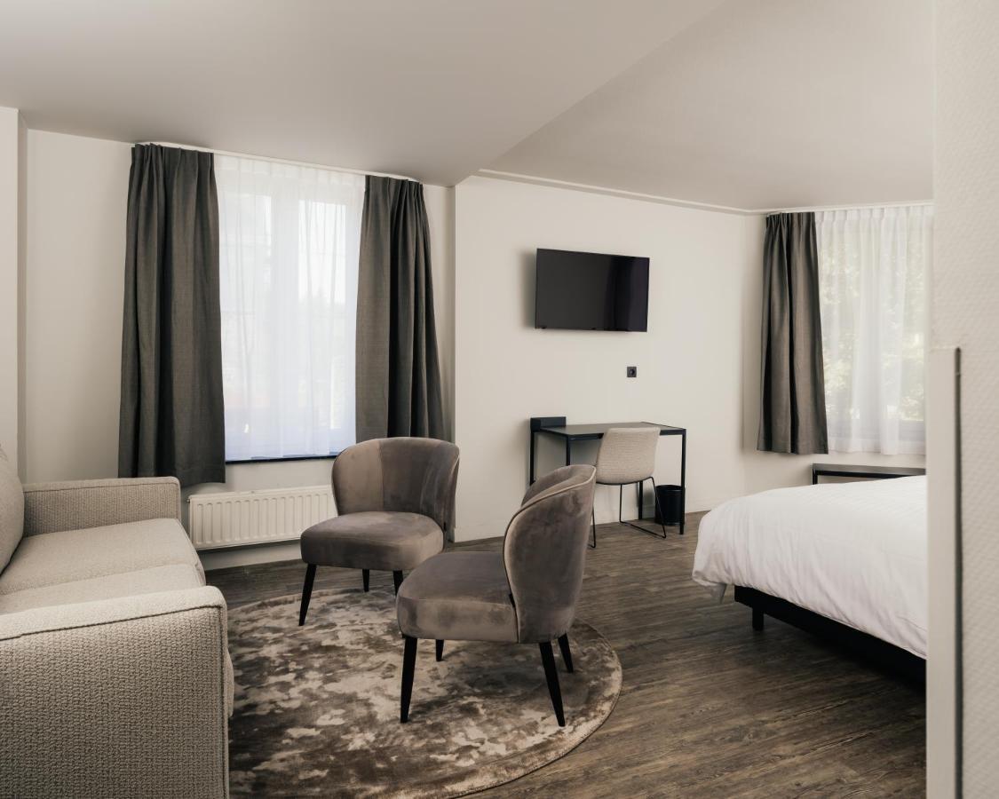 Hotel Au Lit Des Ours Han-sur-Lesse Bagian luar foto